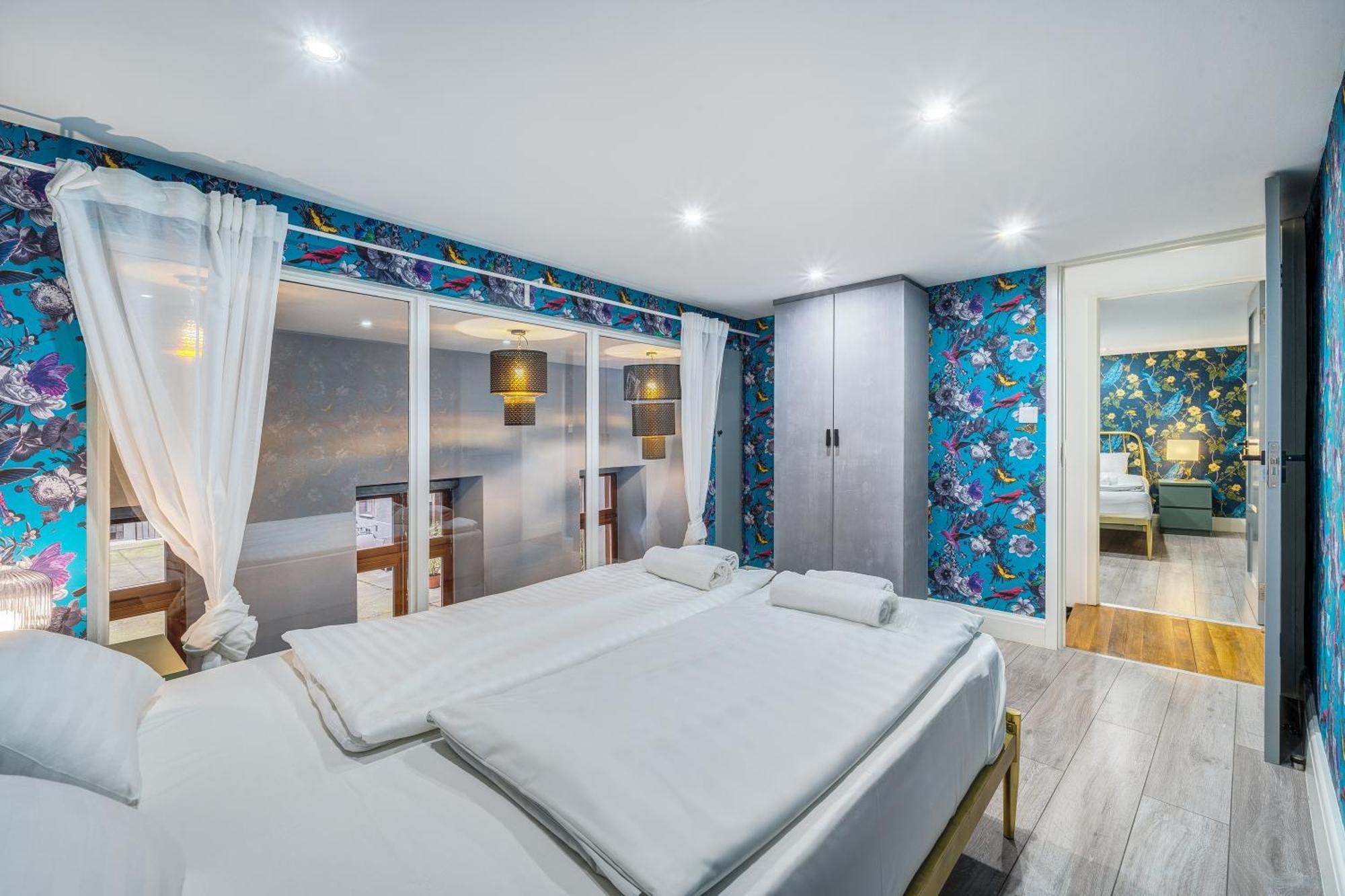 Azure Oasis In The Heart Of The City Budapest Ngoại thất bức ảnh